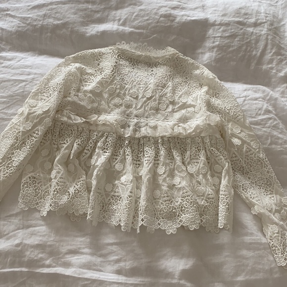 White lace top - Picture 4 of 4